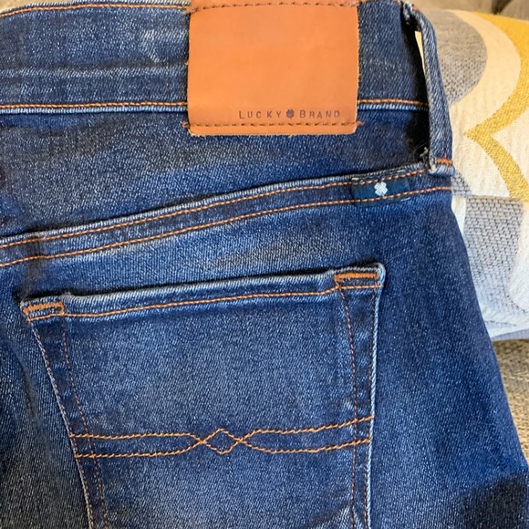 Lucky Brand Dark Denim Sweet Boot Jeans 00-24 - Picture 3 of 6